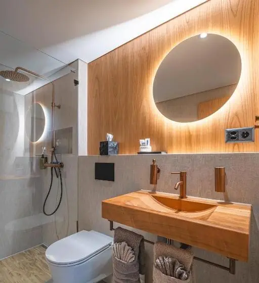 سوئیت جونیور با چشمانداز کوهستان, Boutique Hotel La Gorge