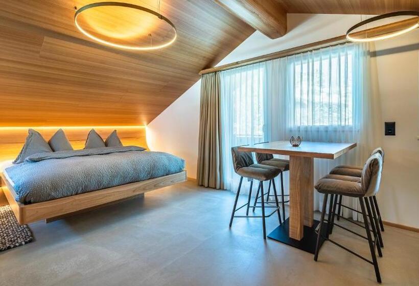 小型套房带阳台, Boutique Hotel La Gorge