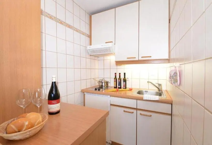 Family flat with balcony, Familienhotel Kleinwalsertal