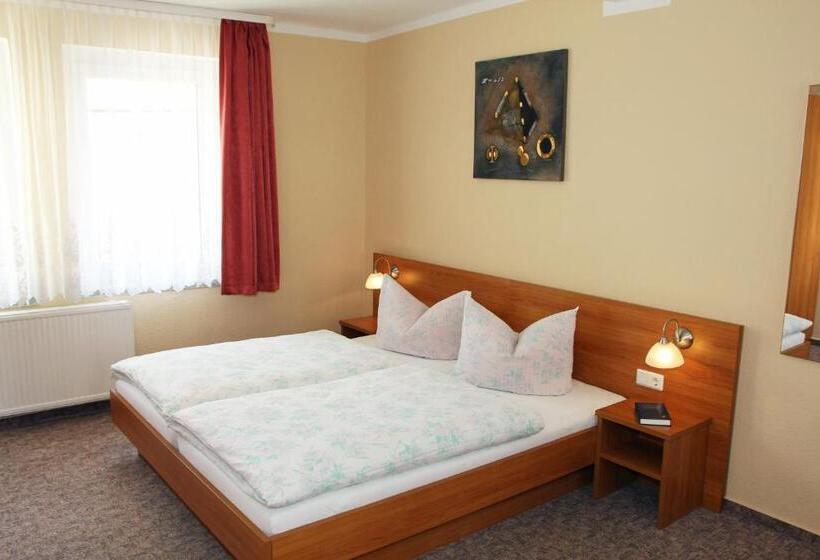 Номер Стандарт, Garni Zum Goldenen Ring