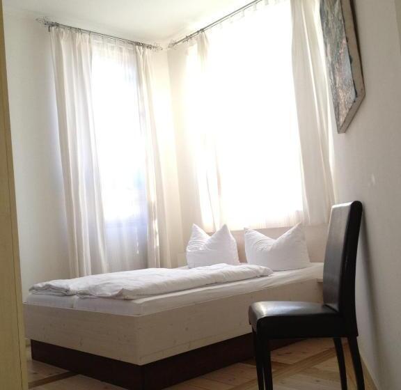 스탠다드 룸, Gasthaus Loewenthor & Hotel Hahn