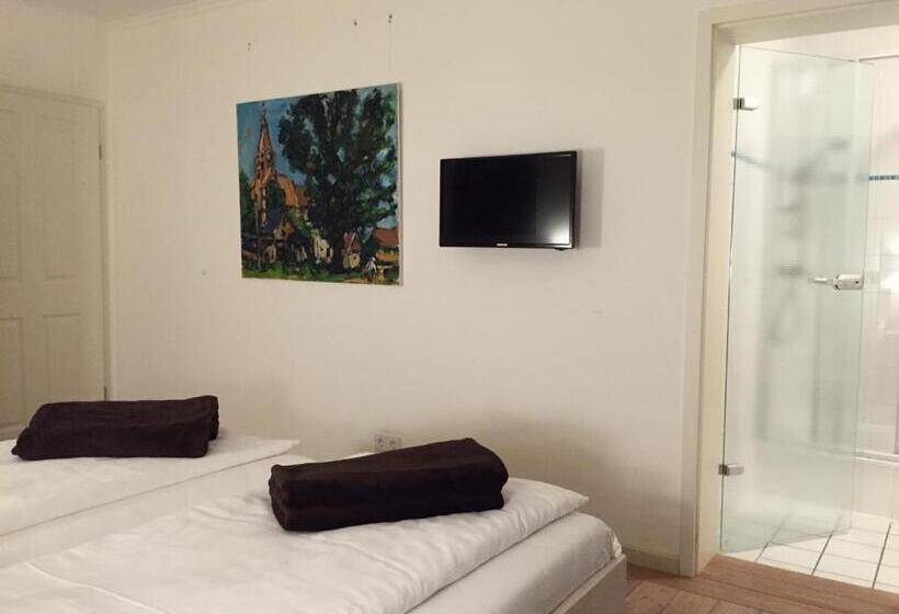 컴포트 룸, Gasthaus Loewenthor & Hotel Hahn