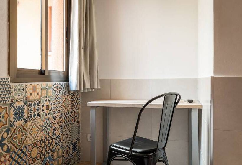 Номер Стандарт Индивидуальный, Hostal Baler