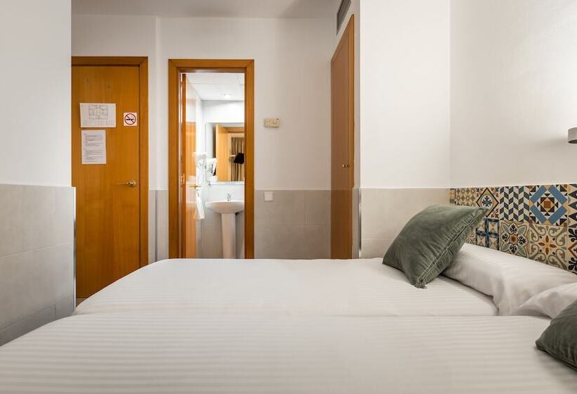 Номер Economy, Hostal Baler