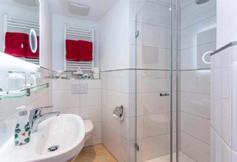 Huoneisto 1 Makuuhuone Näkymä, Leitnerhof