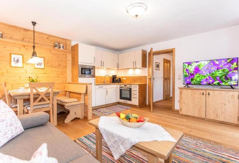 Huoneisto 1 Makuuhuone Näkymä, Leitnerhof