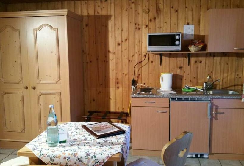 스탠다드 발코니 스튜디오, Wäldebauernhof