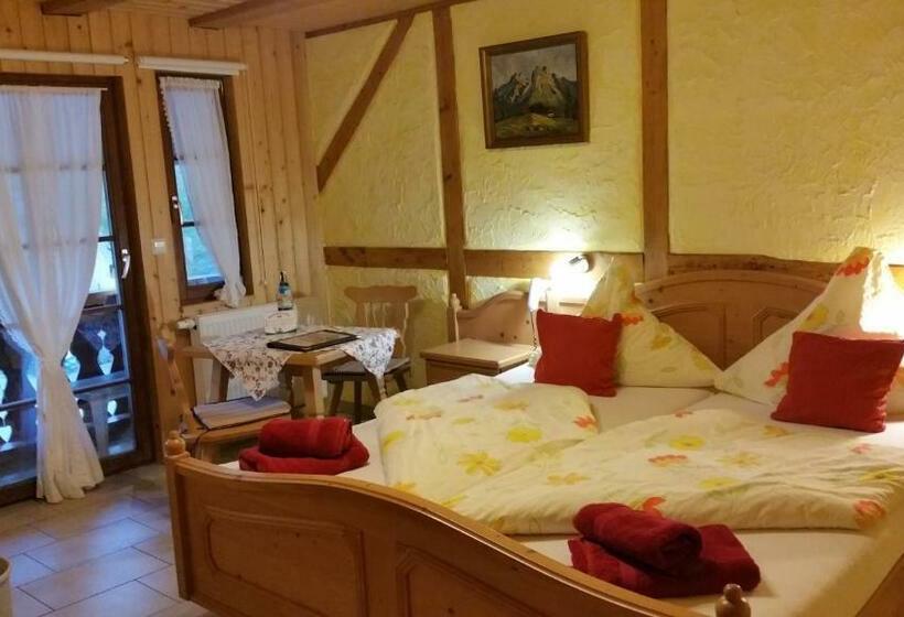 스탠다드 발코니 스튜디오, Wäldebauernhof