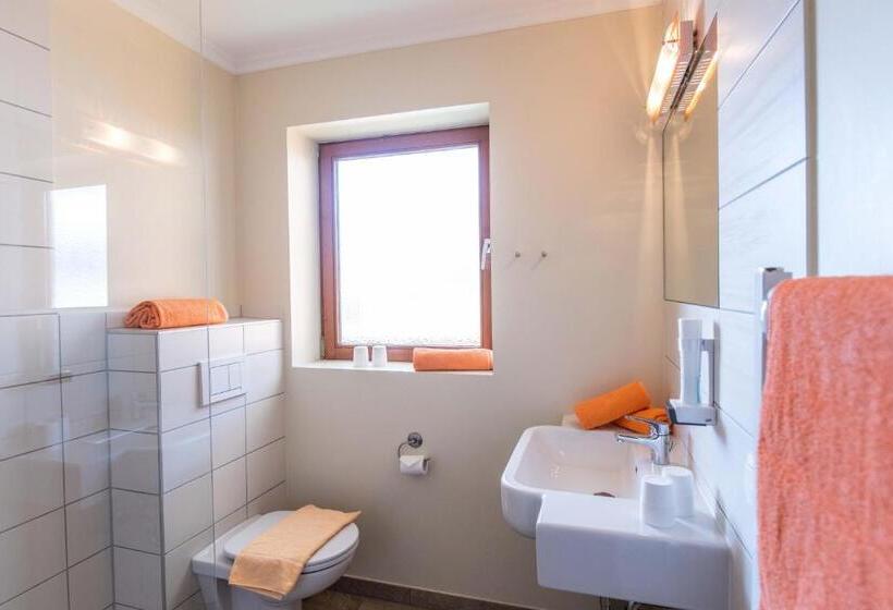 패밀리 아파트, Pension Appartements Kirchenwirt
