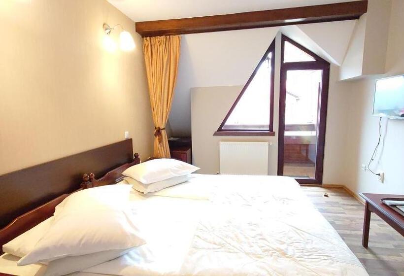 חדר סופריור, Pensiunea Mușatinii