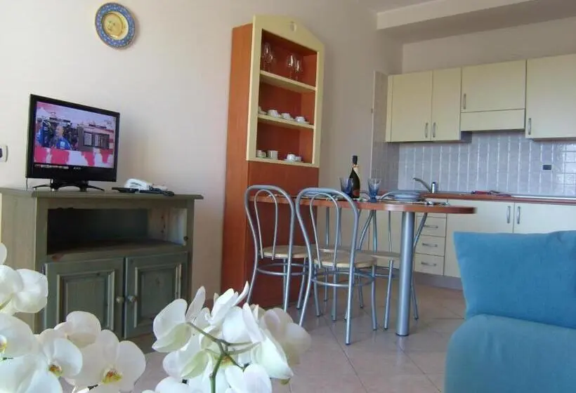 آپارتمان 1 خوابه, Residence Torre Del Mar