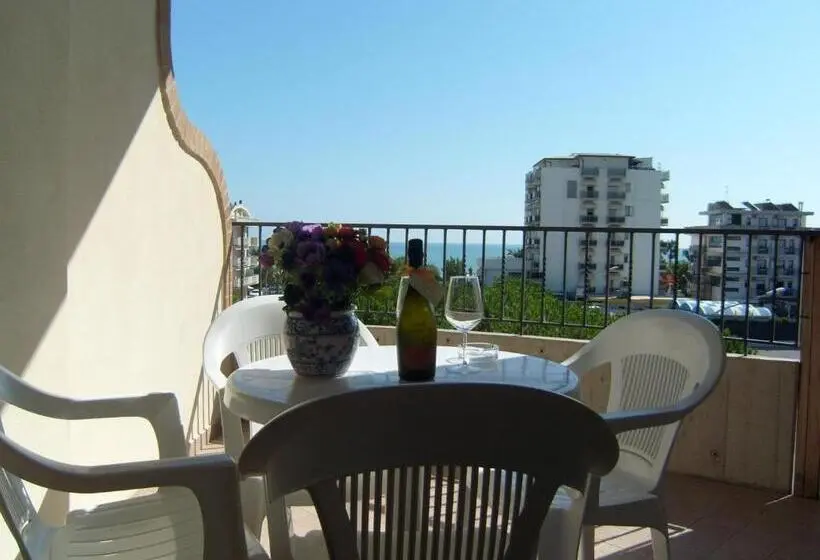آپارتمان 1 خوابه, Residence Torre Del Mar