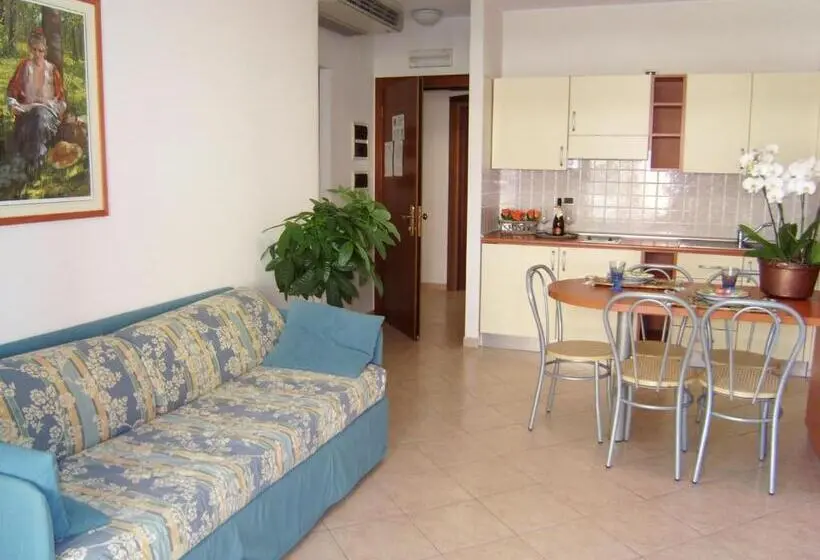 آپارتمان 1 خوابه, Residence Torre Del Mar