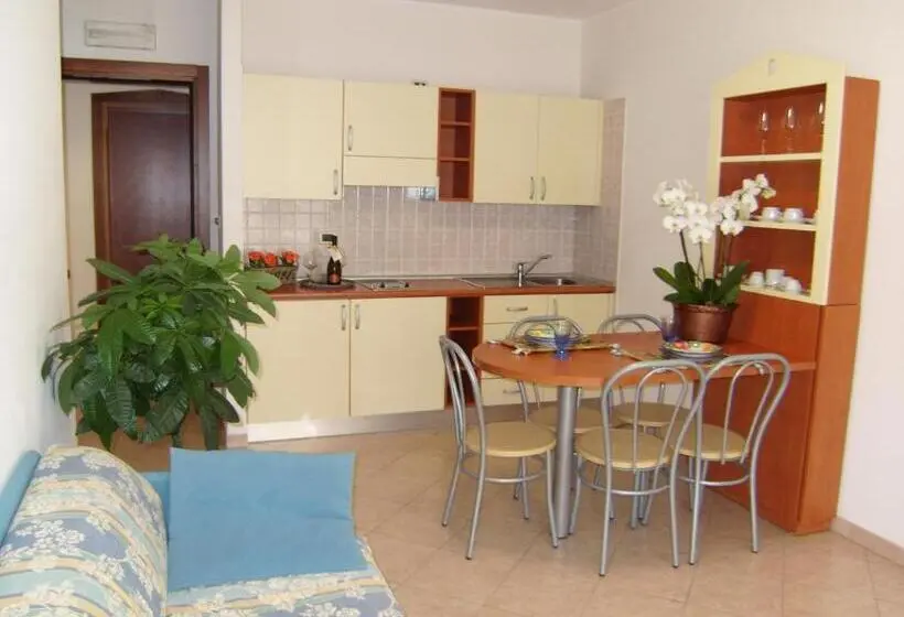آپارتمان 1 خوابه, Residence Torre Del Mar