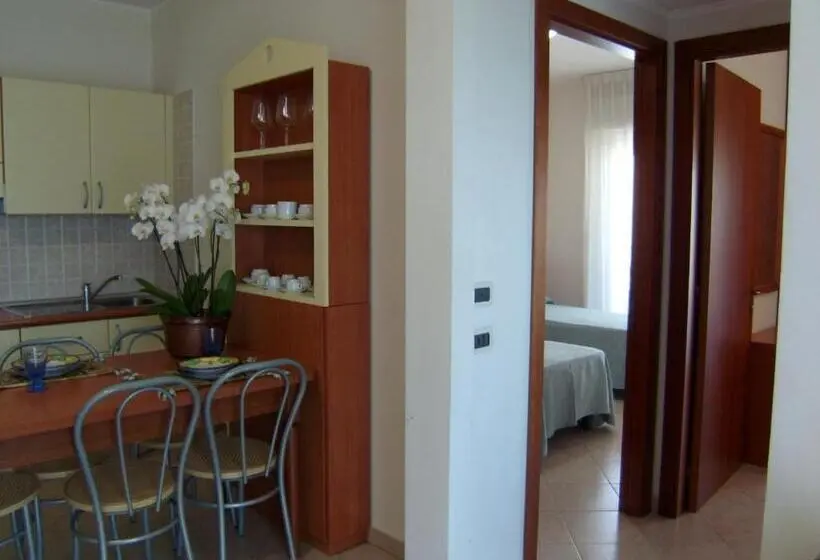 آپارتمان 2 خوابه, Residence Torre Del Mar