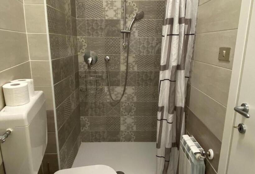 1 Bedroom Apartment Lake View, Residenza Cappuccini