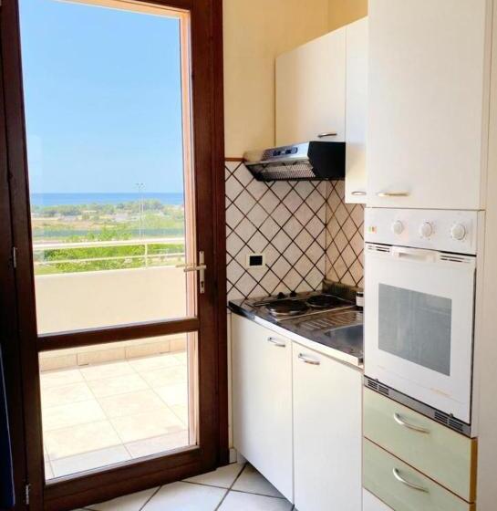 Студио Стандарт с Балконом, Tramonti Residence