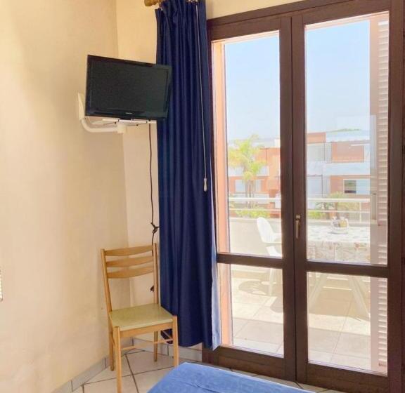 Studio Standard z Balkonem, Tramonti Residence