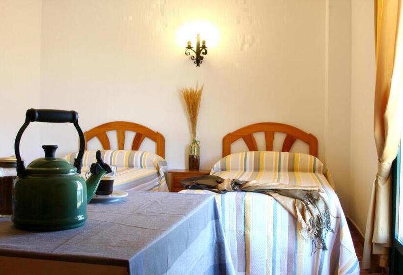 스탠다드 룸 호수 전망, Doña Ruidera