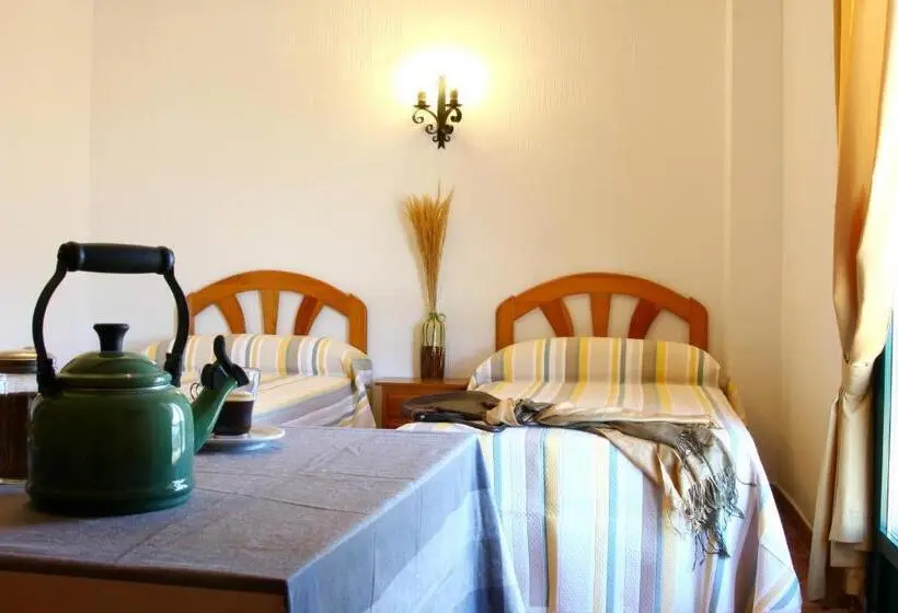 Standardzimmer mit Seeblick, Doña Ruidera