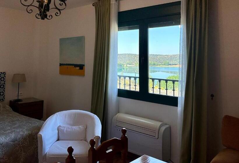 스탠다드 룸 호수 전망, Doña Ruidera