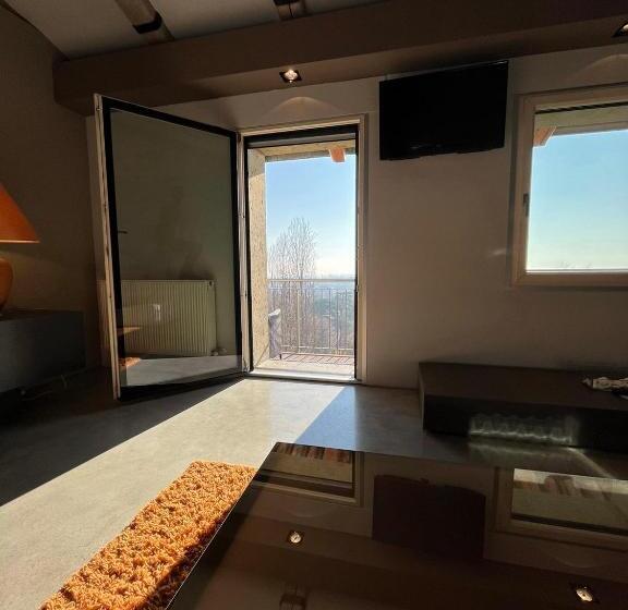 דירת פנטהאוז 1 חדרי שינה, Residenza La Beccata