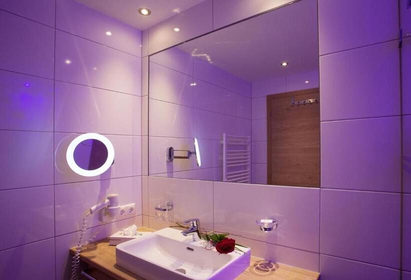 标准单人间, Sonnleiten