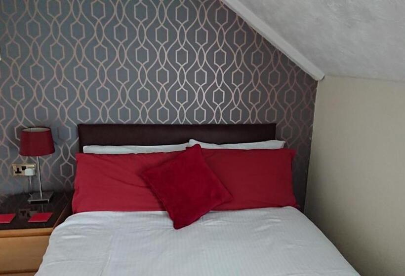 エコノミールーム, Ash Lea