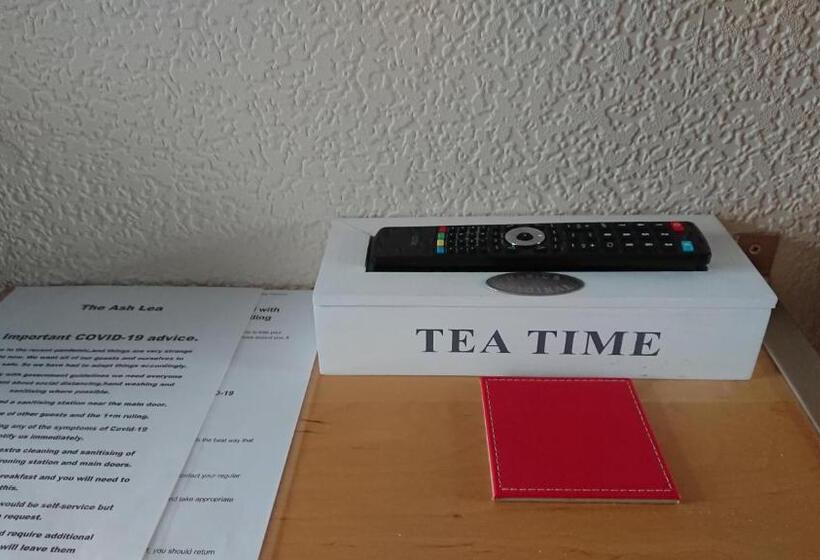 エコノミールーム, Ash Lea