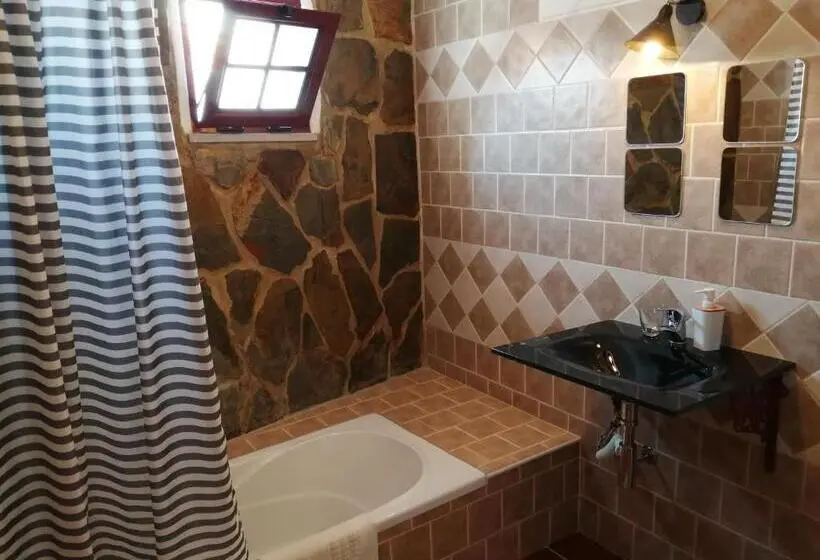 スタンダードトリプルルーム, Casa Monreal