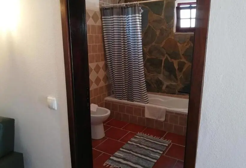 スタンダードトリプルルーム, Casa Monreal