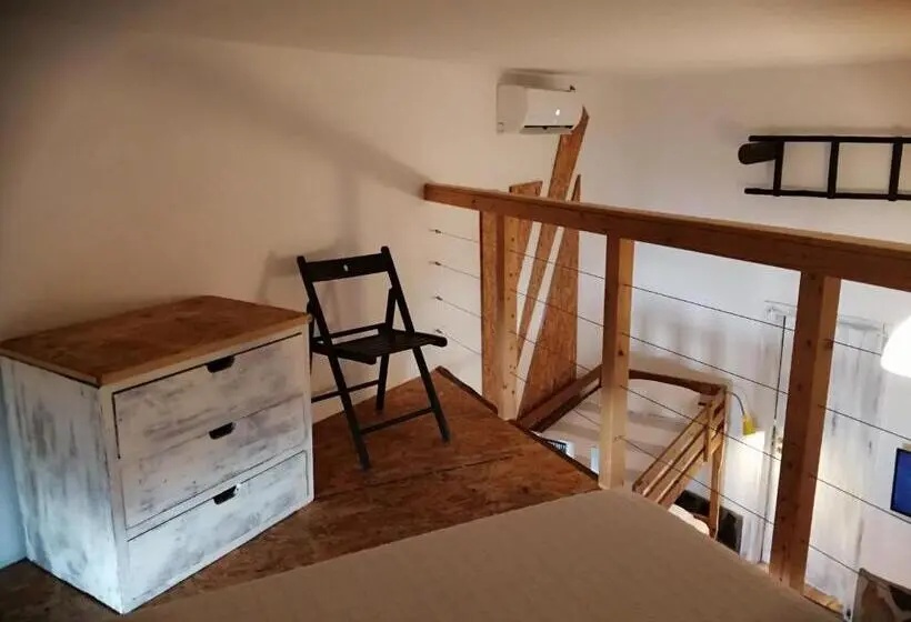 ファミリールーム, Casa Monreal