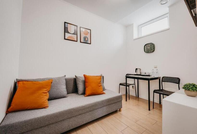 آپارتمان 1 خوابه, City Penzion