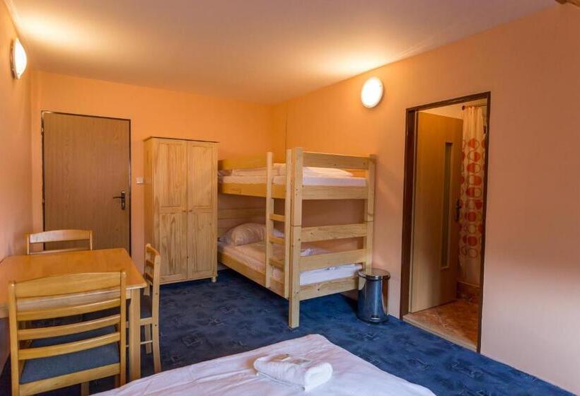 패밀리 스튜디오, Penzion šatovské Lípy