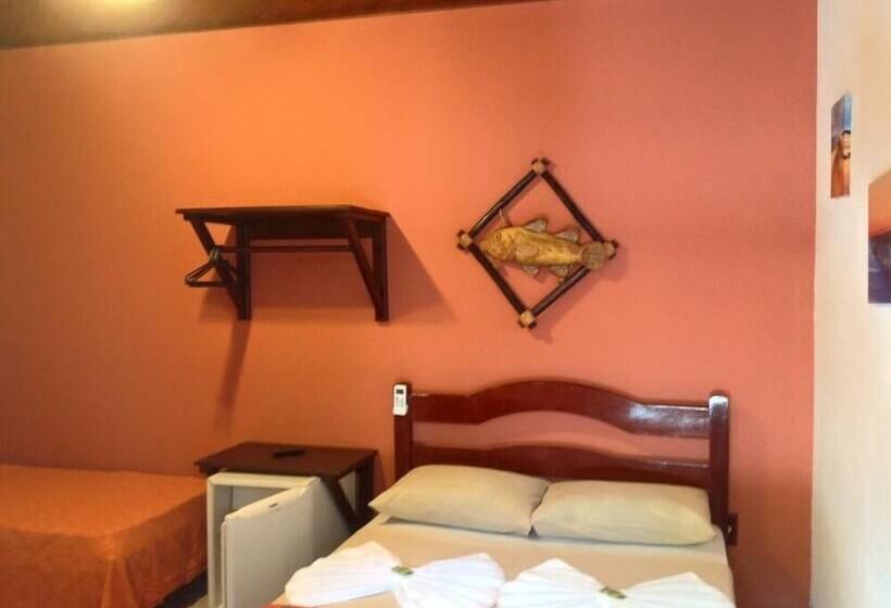 スタンダードトリプルルーム, Pousada Telhado Azul