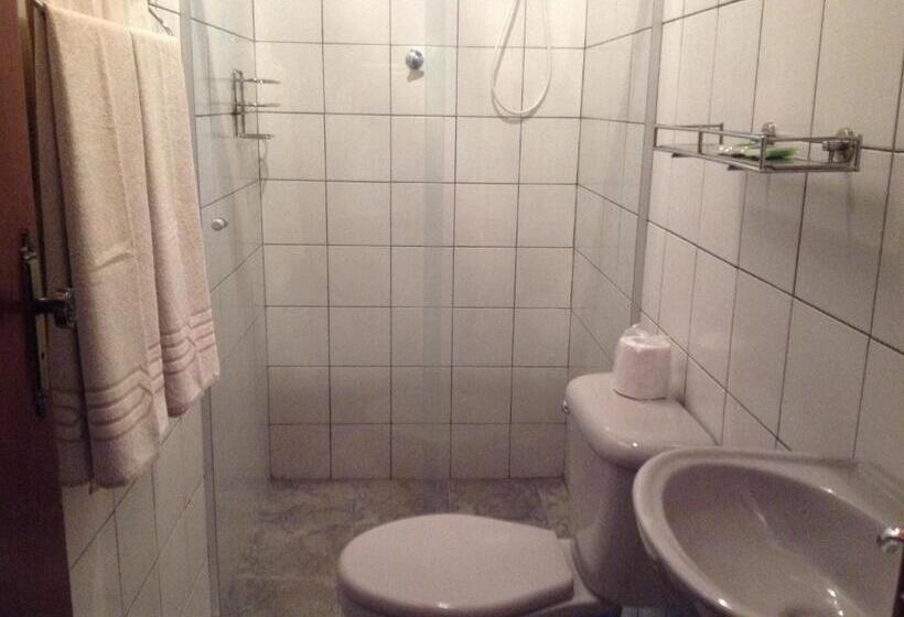 ベーシックルーム, Pousada Telhado Azul