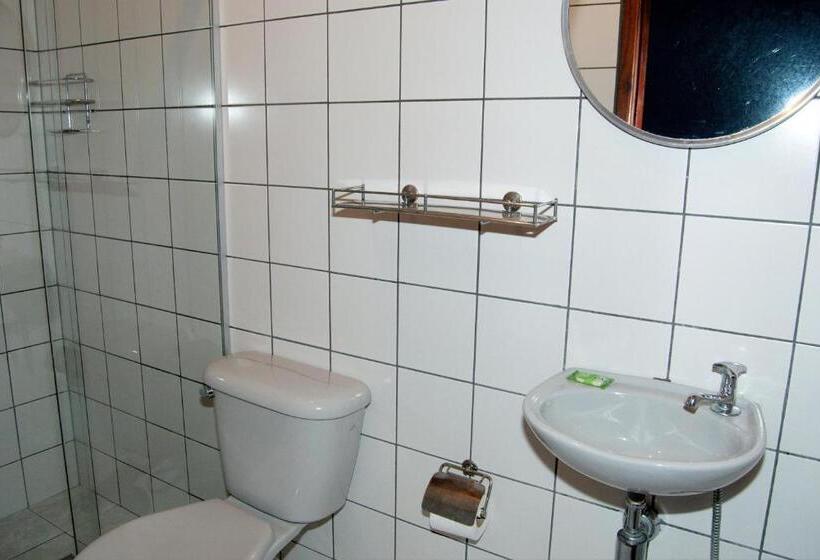 スタンダードトリプルルーム, Pousada Telhado Azul