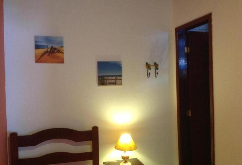 スタンダードトリプルルーム, Pousada Telhado Azul