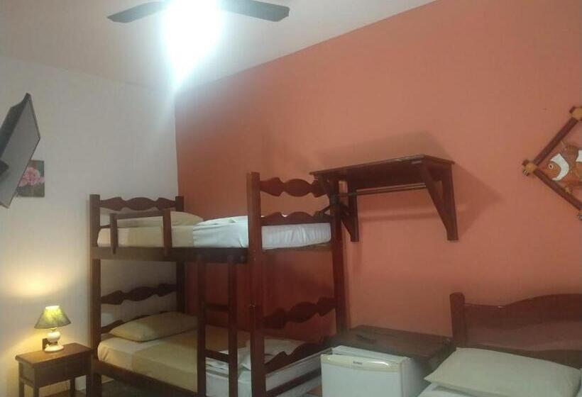 スタンダード４人部屋, Pousada Telhado Azul