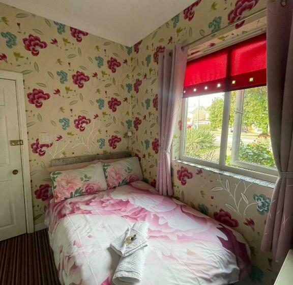 חדר סטנדרט יחיד, Redwood Lodge