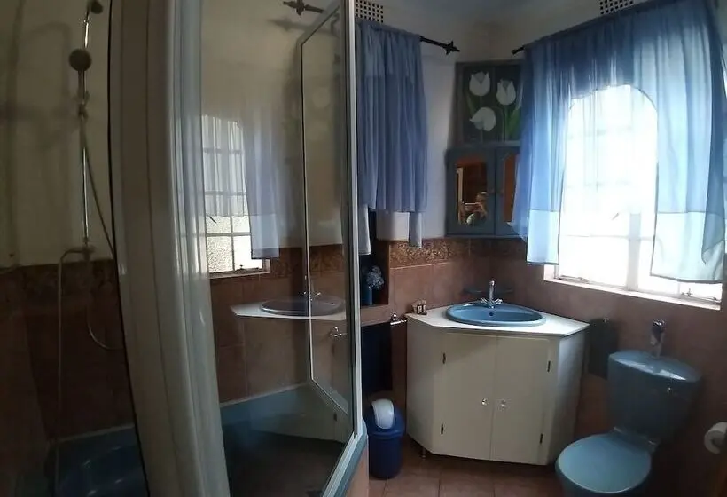 اتاق خانوادگی, The Ultimate Lodge