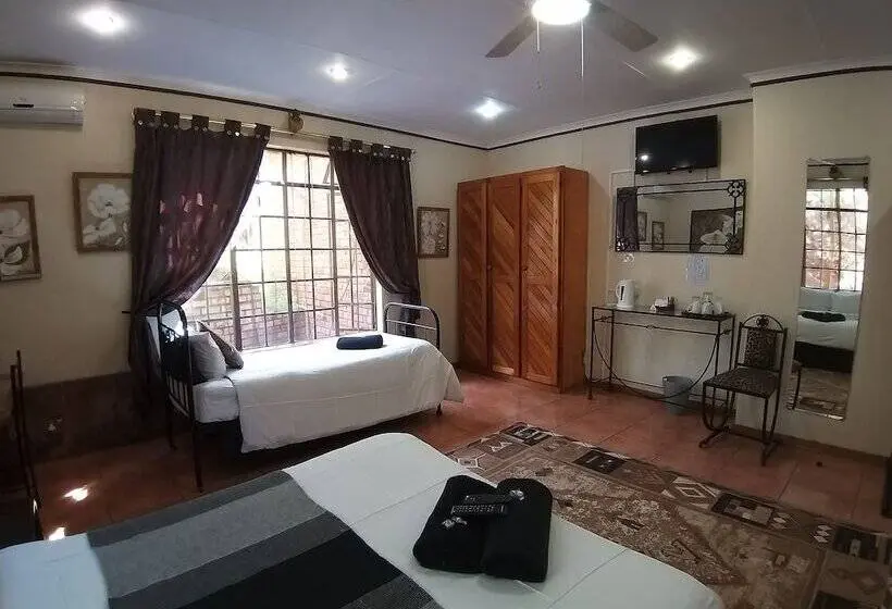 اتاق خانوادگی, The Ultimate Lodge