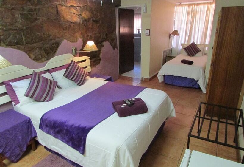 חדר משפחתי, The Ultimate Lodge