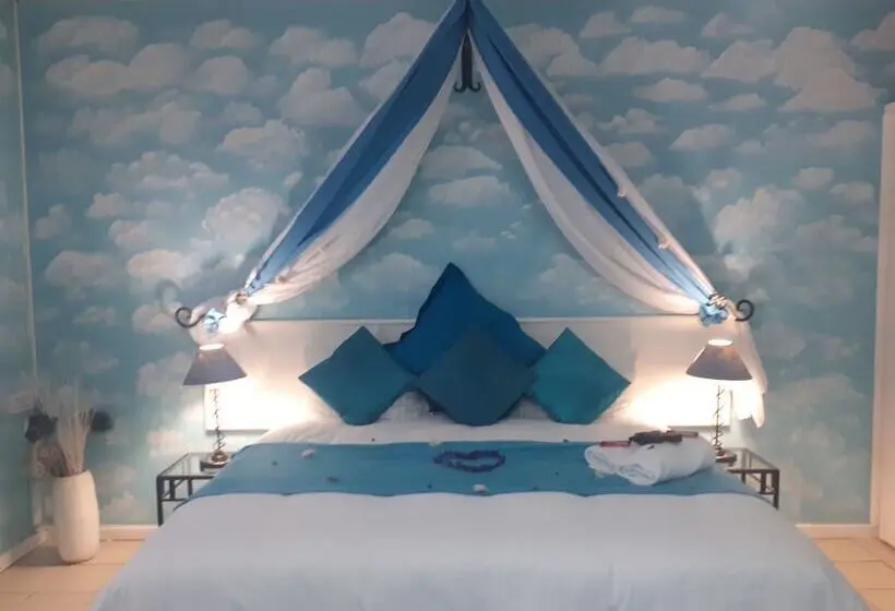 اتاق استاندارد, The Ultimate Lodge