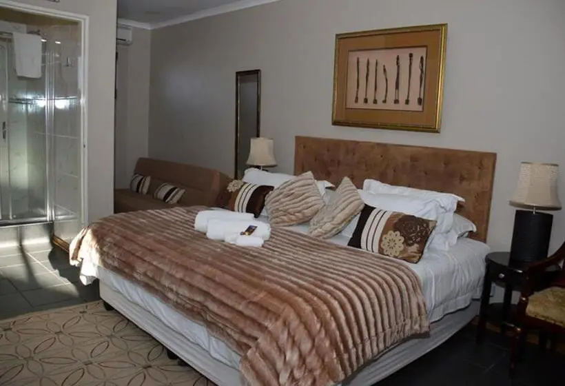 Standard Kolmen Hengen Huone, Two Bells Guest House