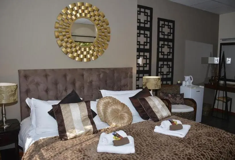 Standard Kolmen Hengen Huone, Two Bells Guest House