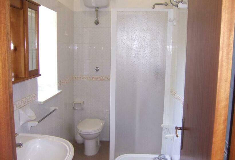 带1个卧室的带阳台的公寓, Aparthotel Pompeo