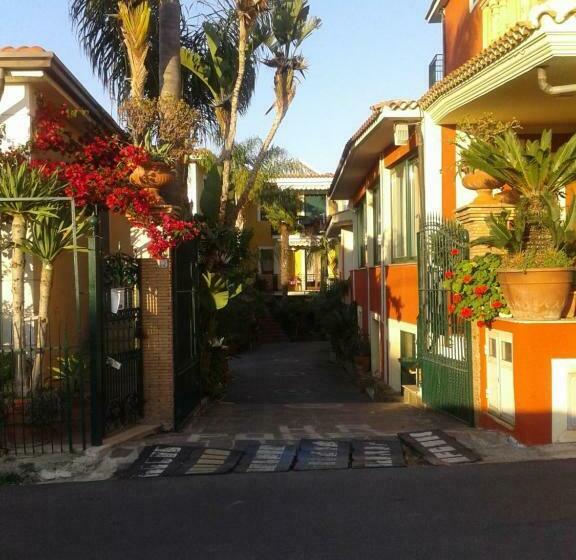 带1个卧室的带阳台的公寓, Aparthotel Pompeo