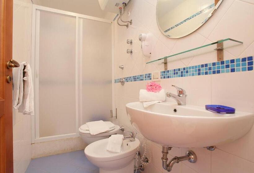 דירת חדר, Residenza Tamarea