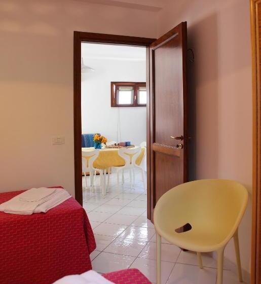 דירת שני חדרים, Residenza Tamarea